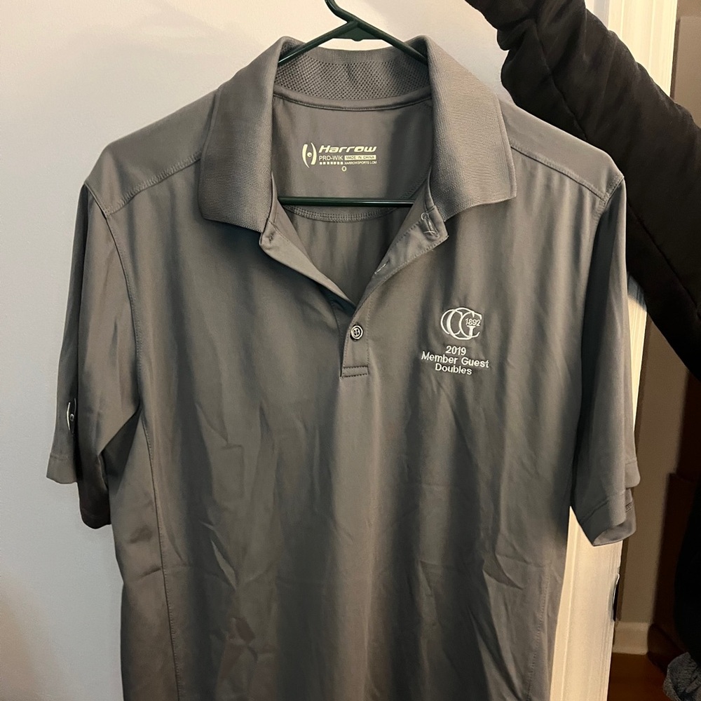 Men’s Medium Golf Polo